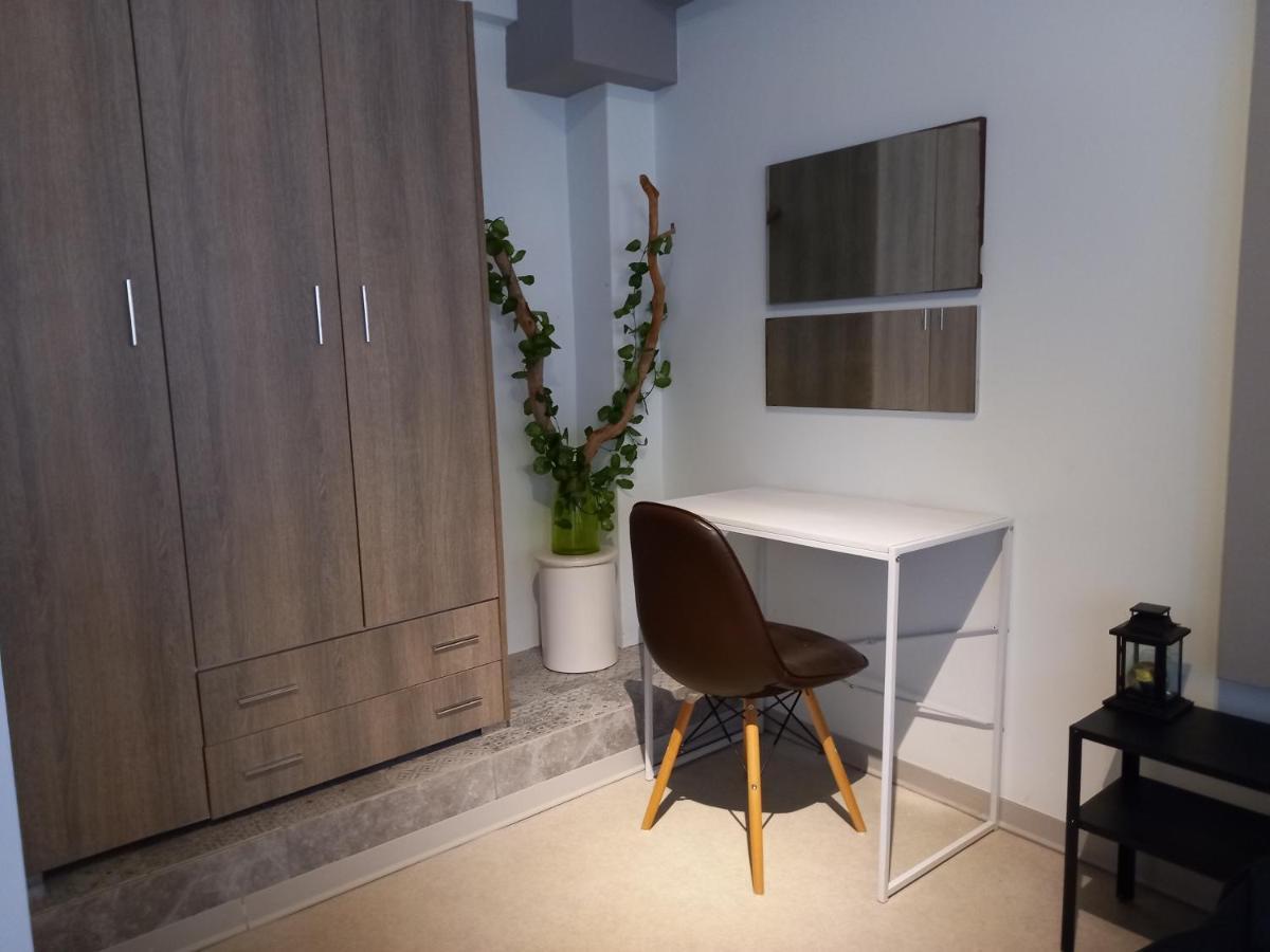 Filippos Downtown - 2Br Lux Apartment - Tsimiski Ladadika - Explore Center By Foot - Close To Aristotelous Square Thessalonique Extérieur photo