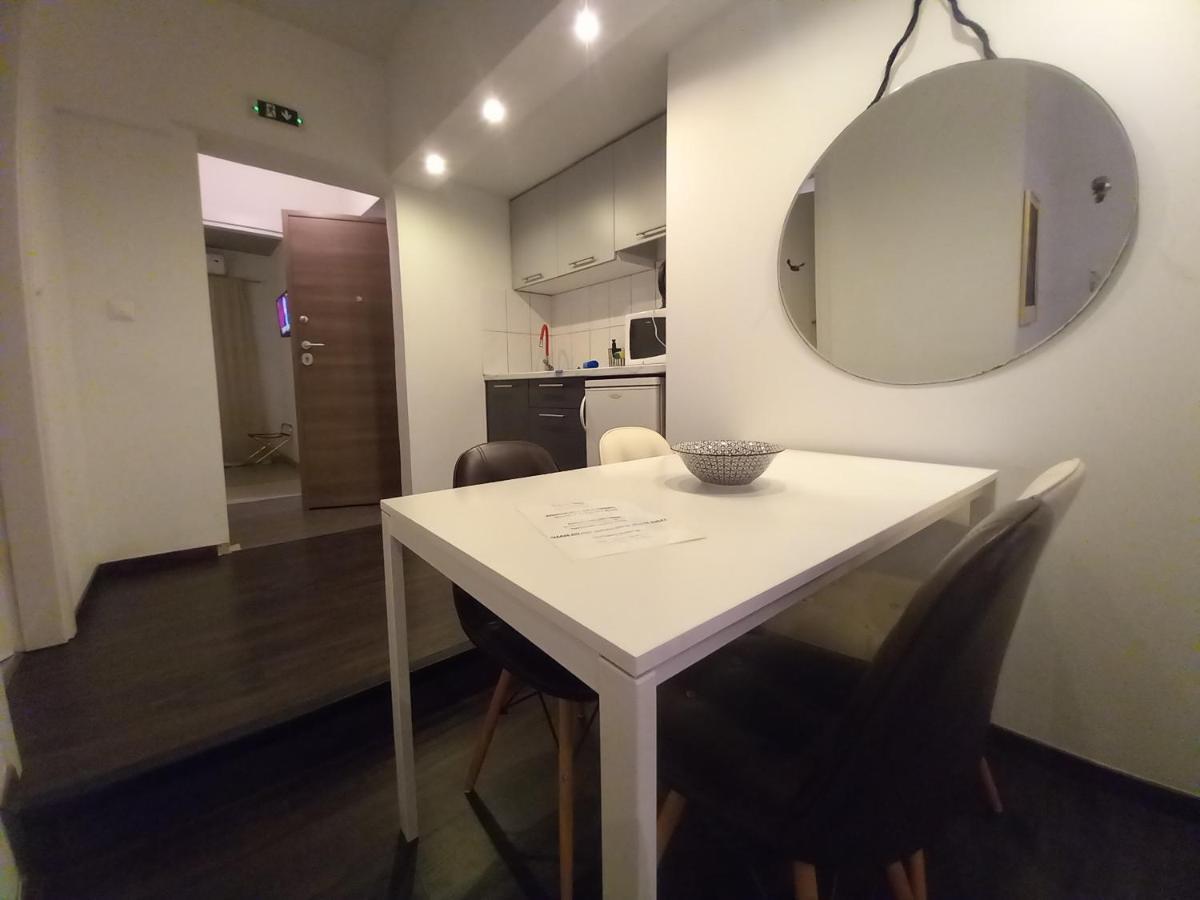 Filippos Downtown - 2Br Lux Apartment - Tsimiski Ladadika - Explore Center By Foot - Close To Aristotelous Square Thessalonique Extérieur photo